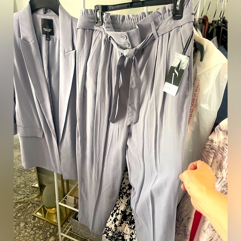 NWT Simply Vera Vera Wang Paperbag Trouser in Stratus Gray - Size Large